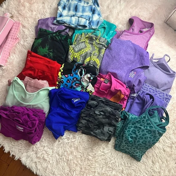 💕 orange and pink activewear set - Picture 3 of 3